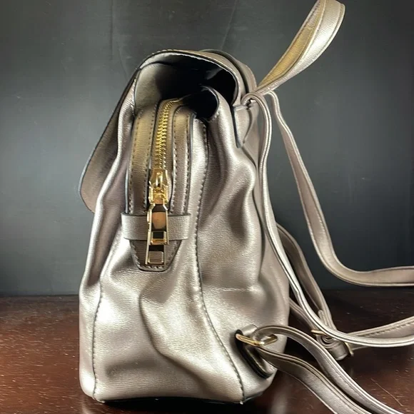 Andrew Marc New York shimmer gold mini backpack - Picture 5 of 7
